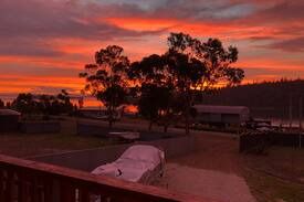 Murdunna House | Island Views - Murdunna