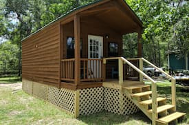 Old Town House | Suwannee River Cabin Sanctuary - Michael's Cabin
