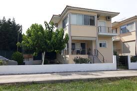 Eleonas House | ΜΕΖΟΝΕΤΑ ΜΕ ΚΗΠΟ ΣΤΟΝ ΕΛΑΙΩΝΑ ΔΙΑΚΟΠΤΟΥ