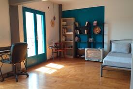 Thessaloniki City Centre Apartment | Sunny and Central:)