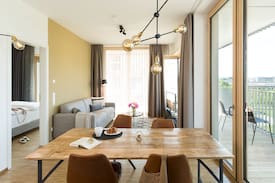 Heilbronn Apartment | SUNNY: 2-Zimmer Serviced Apartment (CINARI Suites)