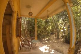 Mirissa Apartment | F&F Villa-Flora & Fauna Double Room A/C