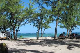 Flic-en-Flac House | DELPHIN 2 Bungalow bord de mer Flic en Flac