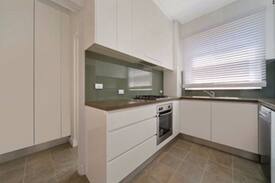 Manly Apartment | MANLY room close to wharf, corso & beach