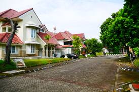 Ngaglik House | Puri Pesona Merapi - Large Mansion (8-10 guests)