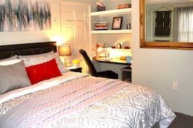 Eagle Hill House | Beautiful private place, 4 min fr T, 5 min airport
