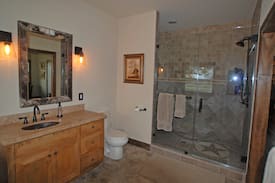 Madisonville Other | Green Oaks Cattle Company - Texas Guesthouse