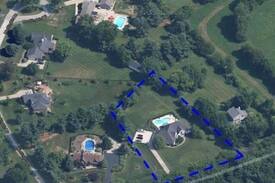 Prospect House | Kentucky Derby Getaway with heated Pool & Hot tub