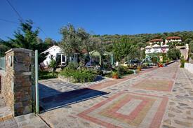Skopelos Apartment | διαμέρισμα 2 υπνοδωματίων στον ξενώ