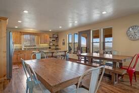 Garden City House | Expansive cabin w/ deck, lake/mountain views & Ping-Pong table!