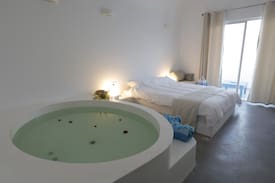 Batroun Apartment | Rocca Marina Studio with Jacuzzi