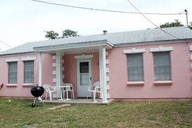 Lamar House | Seagun Cottage 128 Located in Beautiful Lamar!