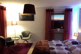 Leupoldsgrun Apartment | Komfortable Wohnung mit Balkon