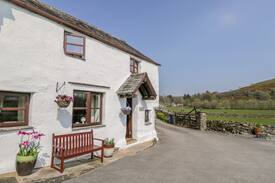 Kendal House | THORNYFIELD COTTAGE in Bowness-On-Windermere, Ref 923262