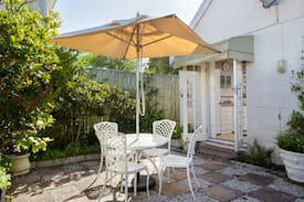 Eastcliff Cabin | The Nook -cosy and comfortable