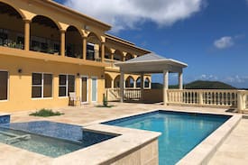 South Side Apartment | Destiny Villa 3 Bedroom Panoramic Views and a pool