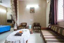 Pitampura House | Beautiful place in a warm neighborhood - Delhi