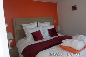 Anzegem Bed & Breakfast | LANDELIJKE, SUBLIEME LIGGING , zicht op de velden.
