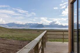 Grundarfjordur Cabin | Dís - High Quality, Peaceful, Spectacular Views
