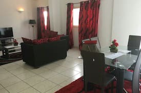 Libreville Apartment | Appartement À Kalikak dans immeuble Arc-en-ciel