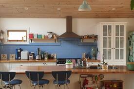 Coburg House | Coburg retreat. Available May 13 till June 17th.