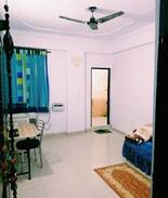 Hazratganj Bed & Breakfast | Kayenaat ( cozy Private room in Hazratganj )