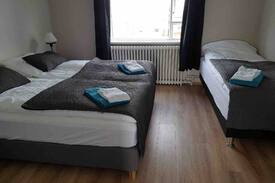 Stykkisholmur House | Höfði guesthouse, room for 3 people w/breakfast