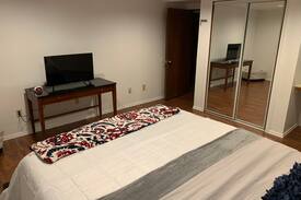 Puyallup House | Creekside Inn... Downtown Puyallup Rm 3