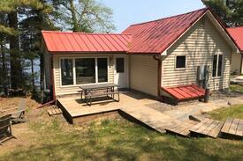 Phelps Cabin | Lac Vieux Desert Lake Front Cabin