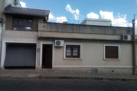 Mercedes House | Hostal Familiar La Milagrosa de Mercedes Soriano