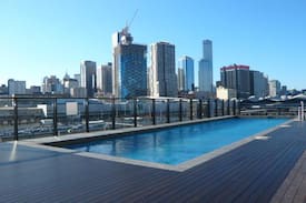 Docklands Apartment | Royal Stays "City Views" 2Bdr/2Bath (LS807)