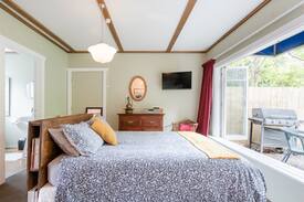 Matakana House | Matakana Waterfall Hideaway