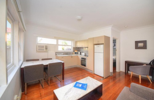 Surfers Paradise Hotel | Backpackers in Paradise