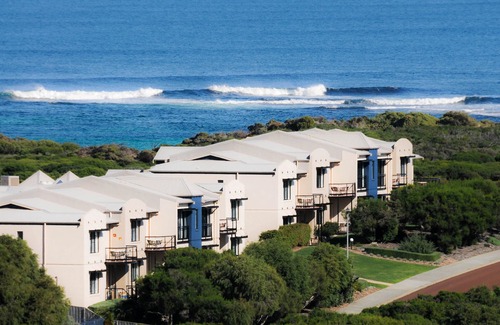 Gnarabup Hotel | Margarets Beach Resort