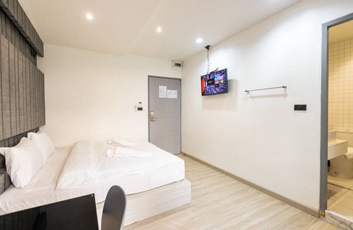 Chatuchak Hotel | Baan Kun Mhor Hostel