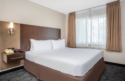 Cortez Hill Hotel | Baymont by Wyndham San Diego Downtown