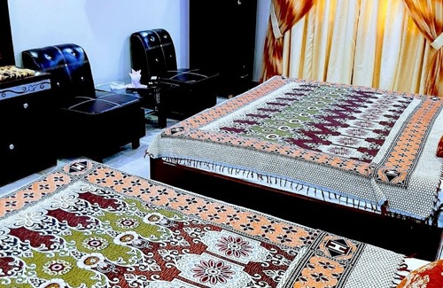 Gulshan-E-Jamal Hotel | Galaxy Inn Guest House
