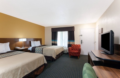 Del Cerro Hotel | Days Inn by Wyndham Mission Valley Qualcomm Stadium/ Sdsu