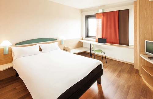 Zona XL Magliana Vecchia Hotel | Ibis Roma Fiera