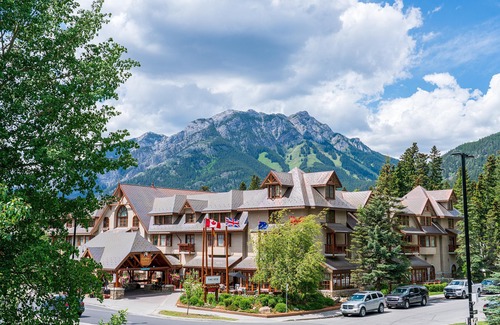 Banff Hotel | Banff Caribou Lodge & Spa