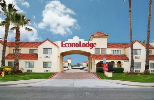 Moreno Valley Hotel | Econo Lodge Moreno Valley