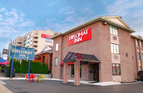 Fallsview Hotel | Diplomat Inn