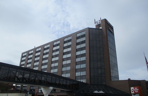 Waterloo Hotel | Best Western Plus Executive Residency Waterloo & Cedar Falls