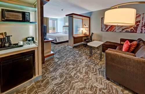 Moore Hotel | SpringHill Suites by Marriott Oklahoma City Moore