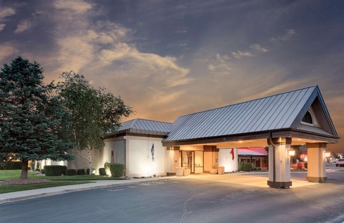 Provo Hotel | Ramada by Wyndham Provo