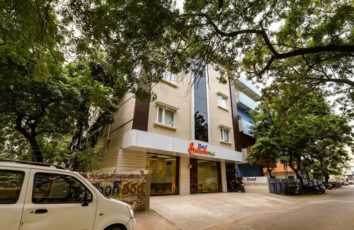 Vijayawada Hotel | Capital O 22922 Hotel Siddartha Grand