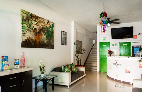 Emiliano Zapata Hotel | Tropicus 3 Romantic Zone Suite Room with Balcony