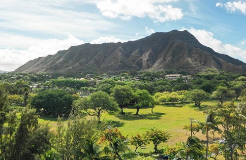 Diamond Head - Kapahulu - St. Louis Hotel | Lotus Honolulu at Diamond Head