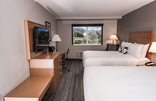 Denver West Hotel | Aiden by Best Western @ Denver West/Golden
