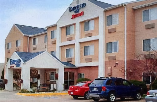 Appleton Hotel | AmericInn by Wyndham Appleton Airport